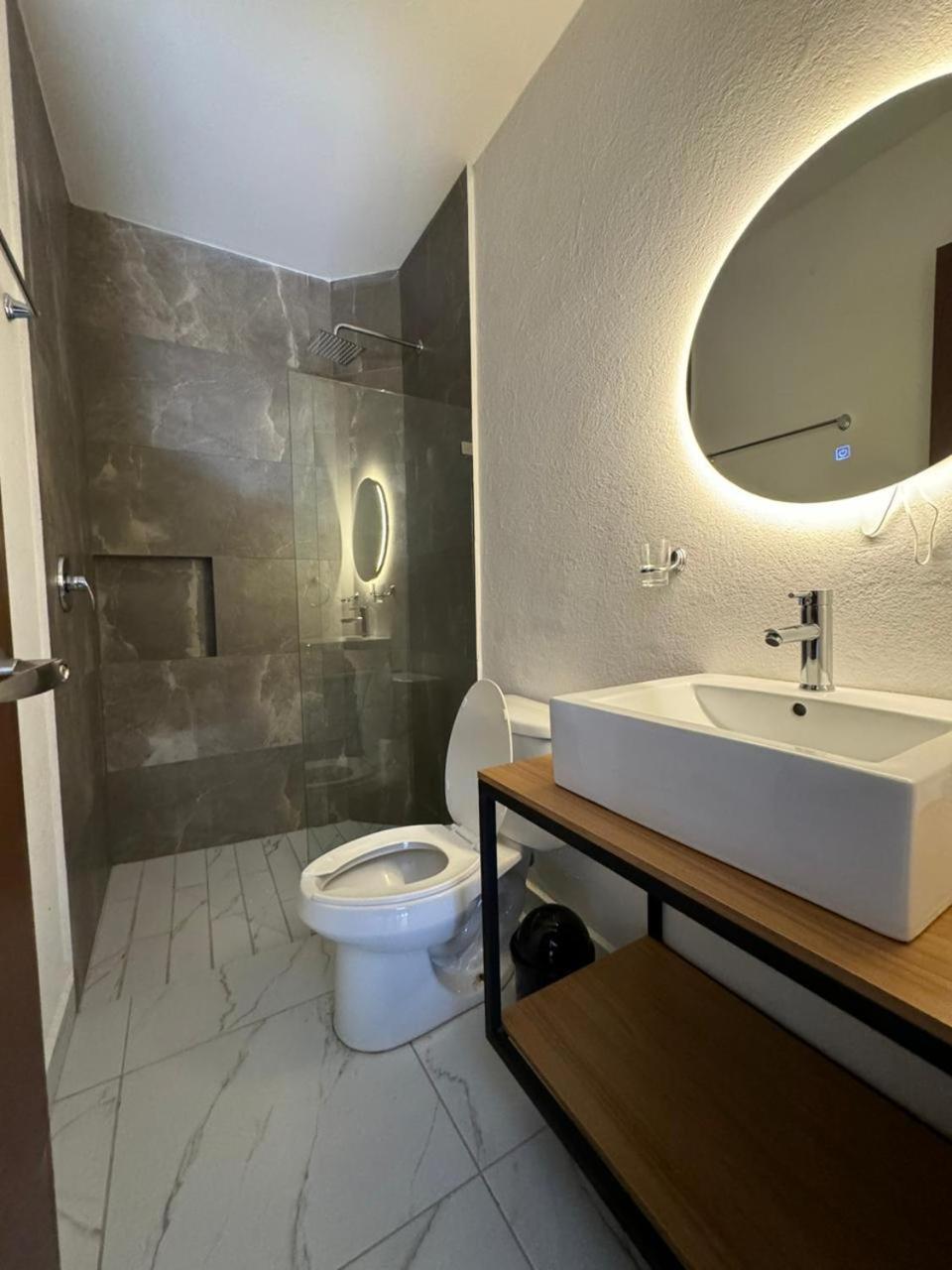 Vidrio Suites Col Americana Guadalajara Zewnętrze zdjęcie