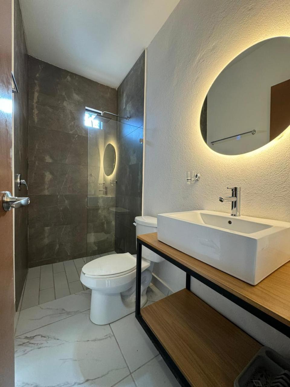 Vidrio Suites Col Americana Guadalajara Zewnętrze zdjęcie
